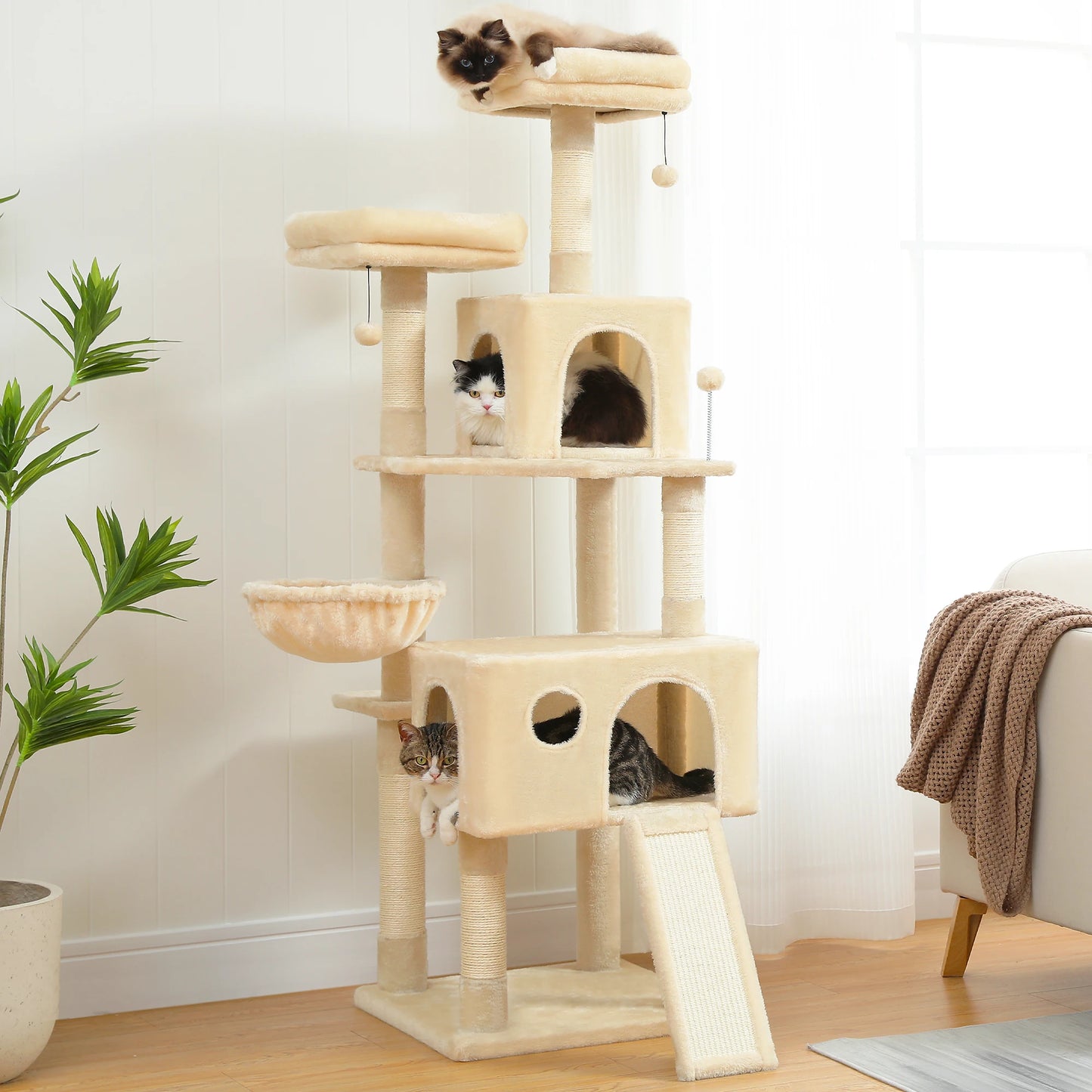 Multi-Level Cat Tree with Scratching Posts